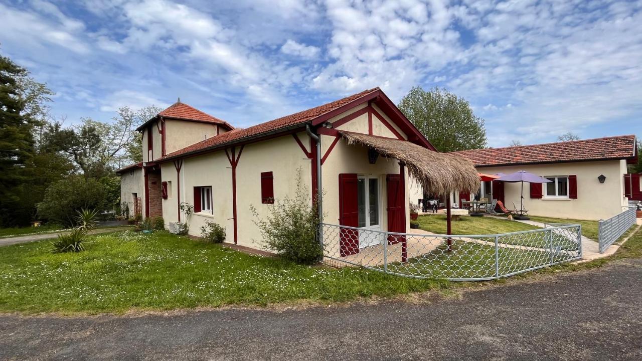 Villa Metairie De Moutiques Cazaubon Esterno foto